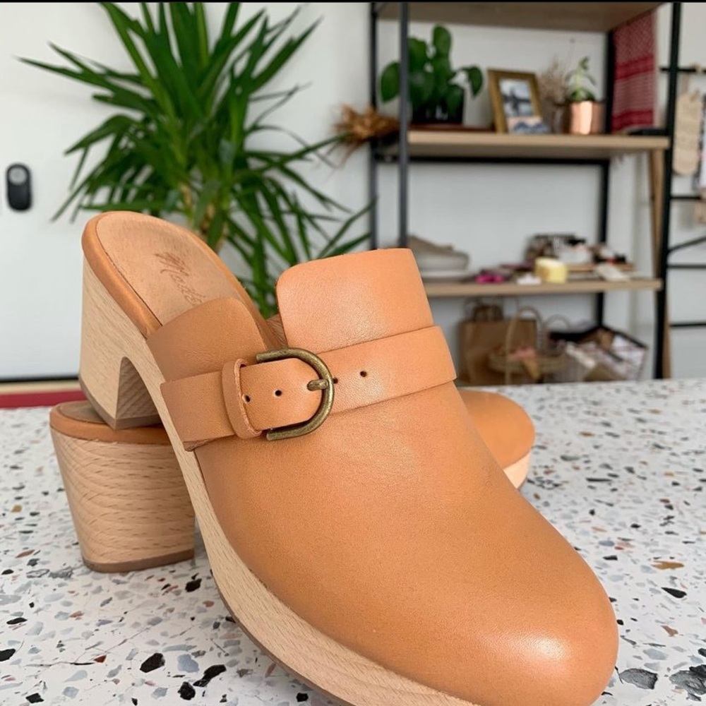 Madewell Clogs Size 6